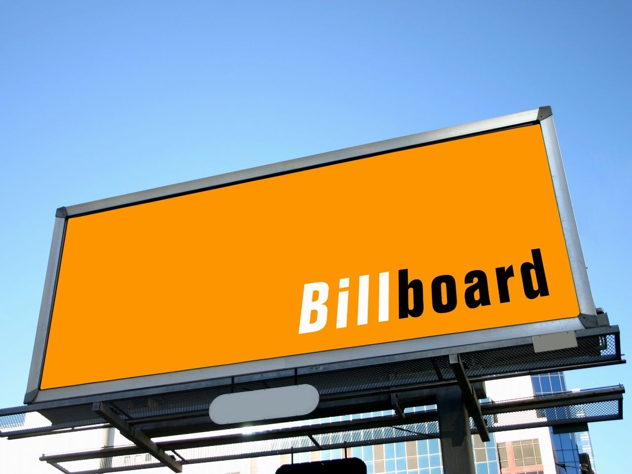 Billboard na działce – czy pozwolenie jest konieczne?